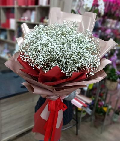 Букет цветов из: Гипсофила в Горном Саратовская область