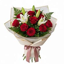Букет цветов из:  Лилии и Розы в Горном Саратовская область