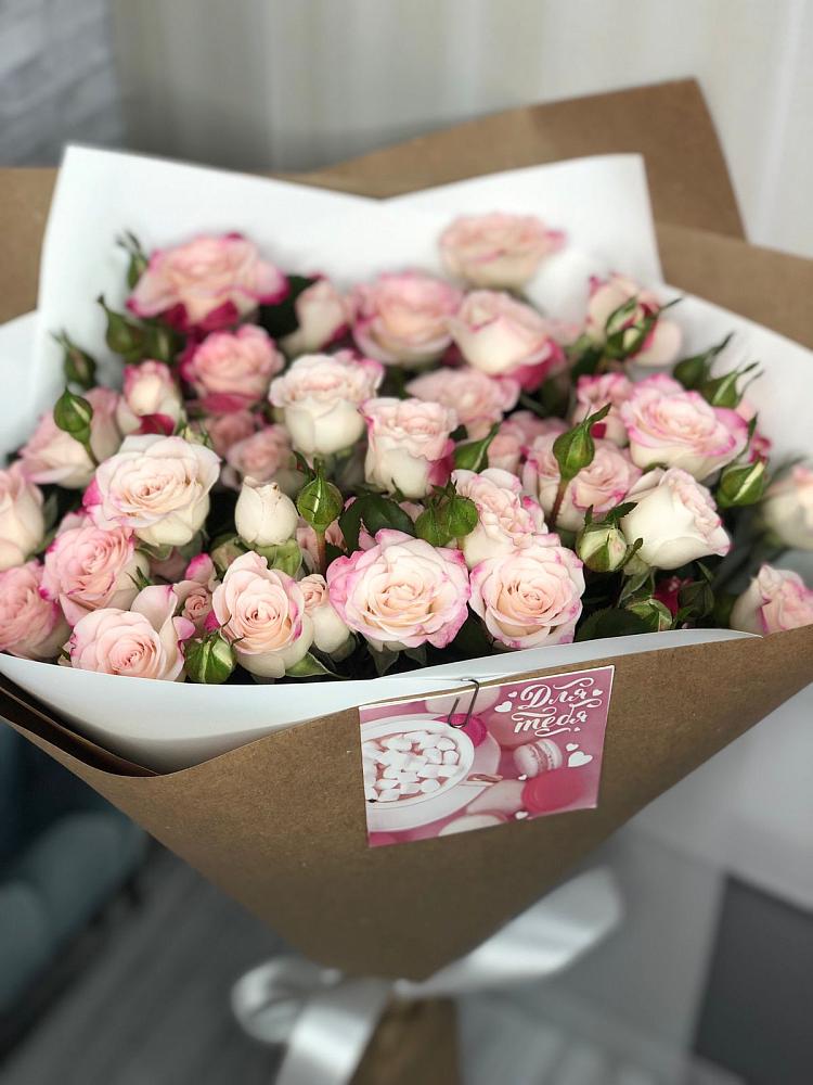 Букет цветов из: Розы в Горном Саратовская область