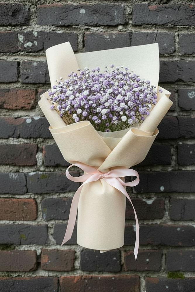 Букет цветов из: Гипсофила в Горном Саратовская область