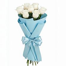 Букет 7 белых роз Проуд в Горном Саратовская область