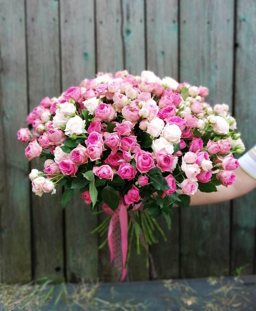 Букет Розовые кустовые розы Натали и Лав Лидия в Горном Саратовская область