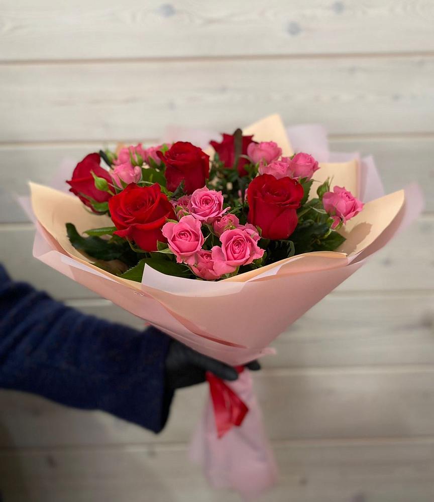 Букет цветов из: Розы в Горном Саратовская область